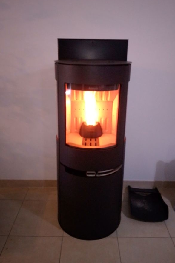 Poêle hybride granulés bois Aduro